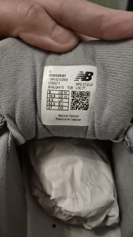 Новые мужские кроссовки New balance 2002 R, 9 US 5