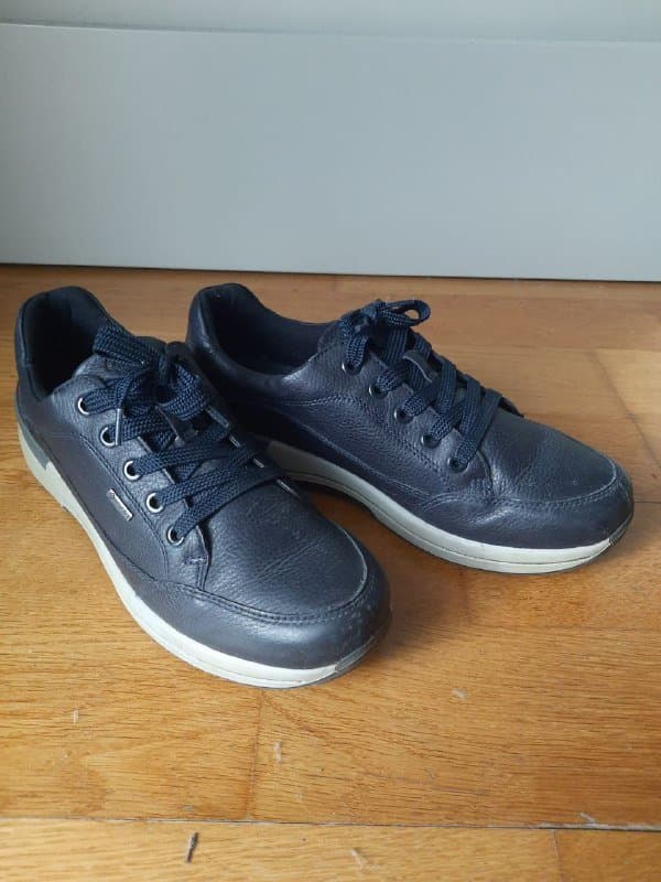 Кроссовки asics женские 9