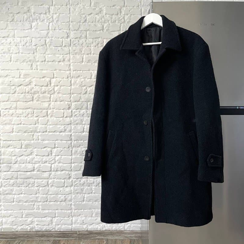 Черное прямое пальто размер L 1