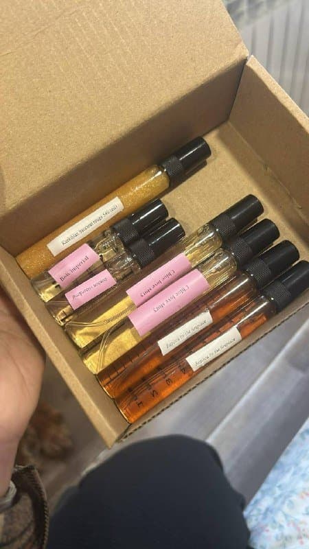 Replica by fireplace, Chloe love story, Bois imperial, Kurkdjian baccarat rouge 540 oil, Bonbon viktor&rolf