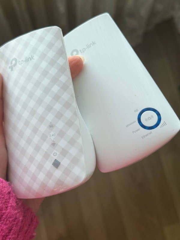 Π£ΡΠΈΠ»ΠΈΡΠ΅Π»Ρ Wi-Fi ΡΠΈΠ³Π½Π°Π»Π° 2,4 ΠΠΠ¦, ΡΡΠΈΠ»ΠΈΡΠ΅Π»Ρ Wi-Fi 5 ΠΈ 2,4 ΠΠΠ¦